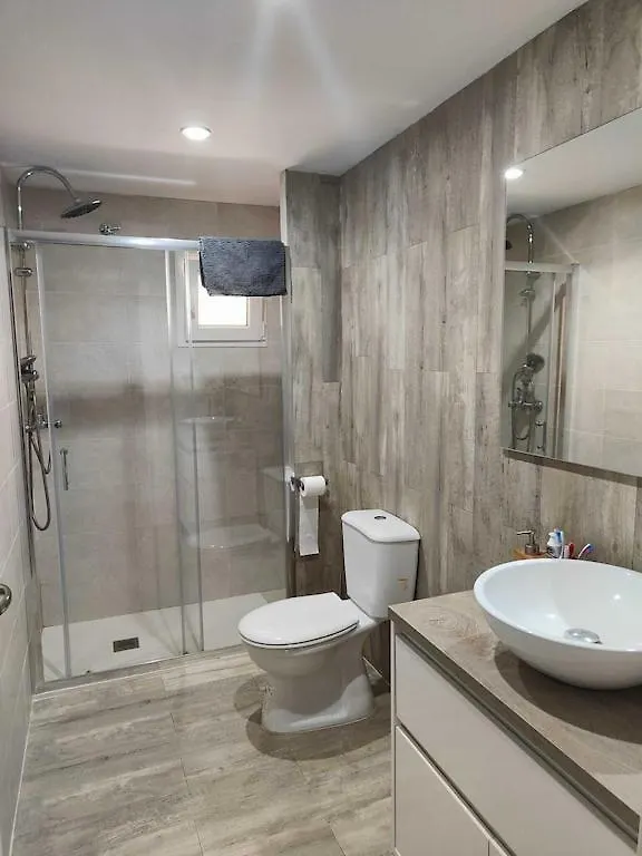 Superbe Appartement Terrasse Entierement Renove Au Bord De L'Ebre Deltebre 0*,